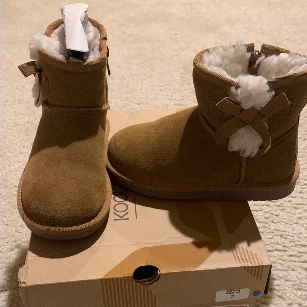 Koolaburra Tan Suede Boots with Bow Accent - Picture 3 of 6